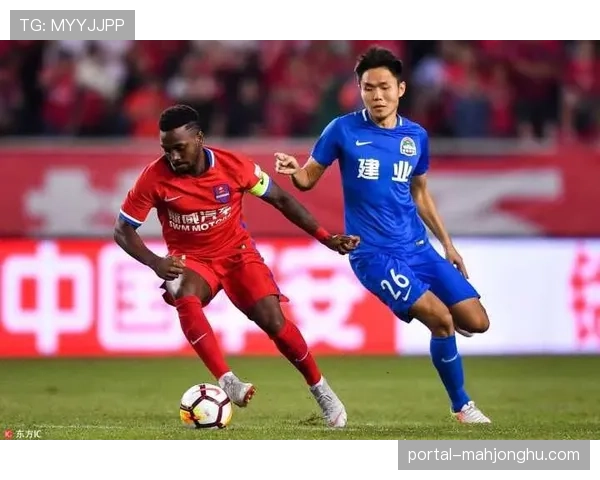 特写:终场哨响,为克莱蒙保级苦战一整个赛季的老门将迪奥普跪地长叹 特写:终场哨响,为克莱蒙保级苦战一整个赛季的老门将迪奥普跪地长叹